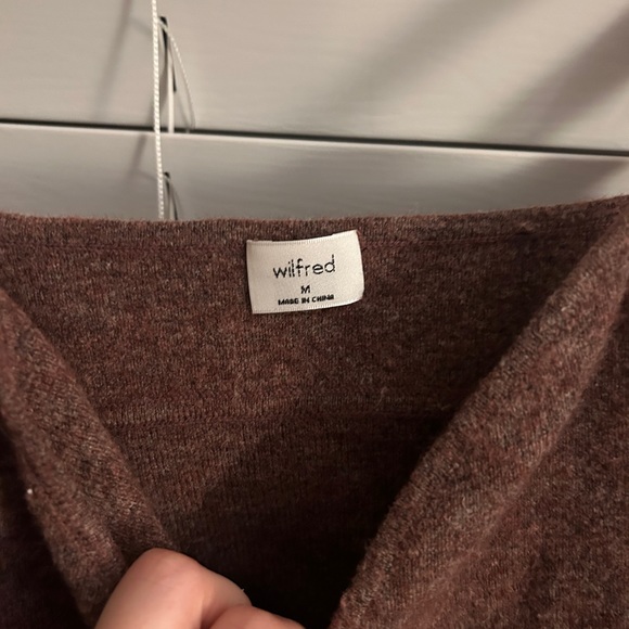 Aritzia knit camisole. - Picture 2 of 2